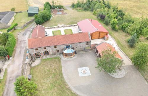 Luxury Home, The Residence Sleeps 10, 2 Hot Tubs & Scenic Views near Durham & Bishop Auckland - Foto 9