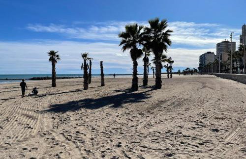 Apartamento con piscina muy cerca de la playa - Foto 35