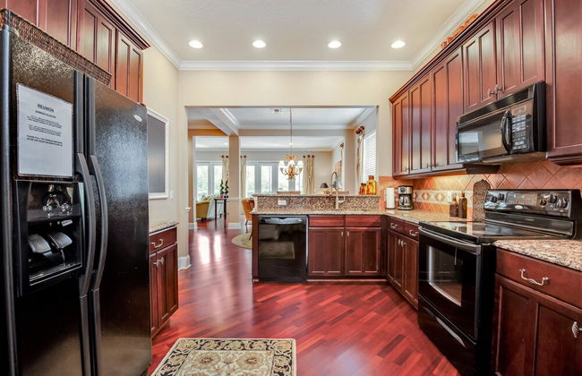 5bed 5Ba Reunion Villa w. Pool - Foto 28