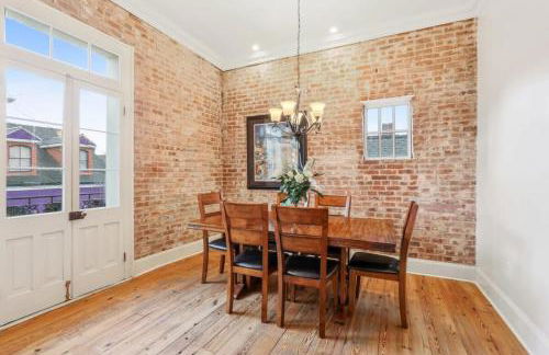 The Burgundy House #2 steps to the French Quarter - Foto 12