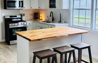 Charming & Luxe Cottage 3 BR 2 BA - Foto 6