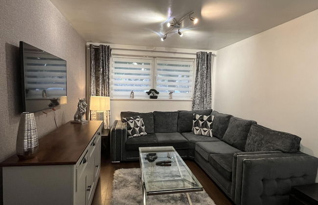 Modern Spacious Apartment in Private Grounds - Foto 7