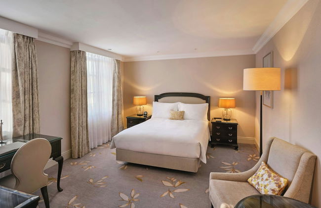 Grosvenor House Suites - Photo 19