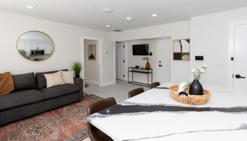 Family Duplex Suite in Downtown Sandusky Sleeps 12! - Foto 5