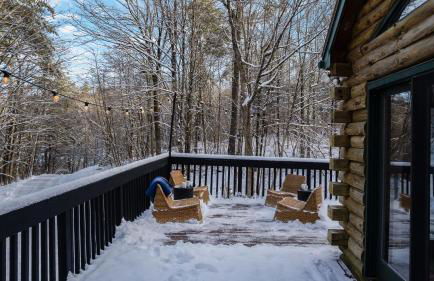Half Moon by Avantstay 4BR Cabin w/ Large Deck & Yard w/ Patio & Outdoor Dining - Foto 60