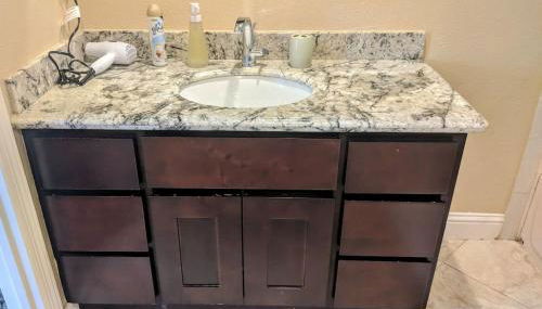 NARVAEZ MASTER room private entry and bathroom - Foto 5