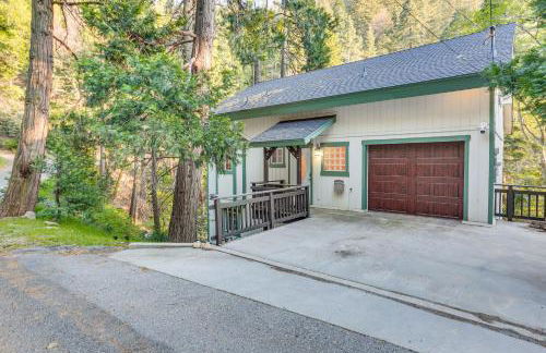 Crestline Home with Deck Less Than 2 Mi to Lake Gregory! - Foto 1
