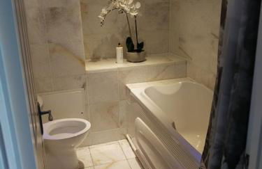 Historic Dover Stay with Stunning Castle View - Foto 11