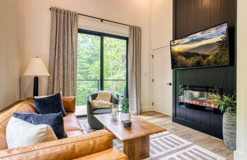 Peaceful Smoky Treehouse| Hot Tub • Hammock • Deck - Foto 11