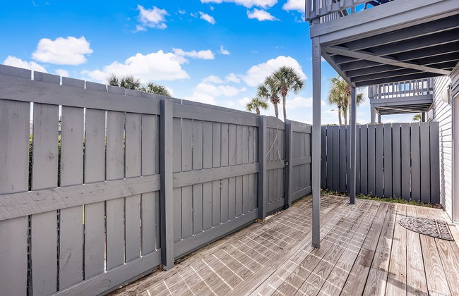 Fernandina Shores Condo with Private Balcony and Access to Pool by RedAwning - Foto 42