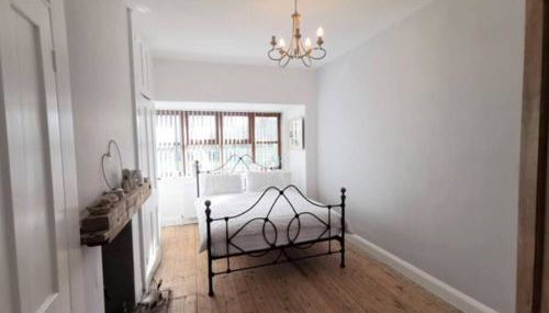 Gorgeous 3/4 bedroom bungalow - Foto 2