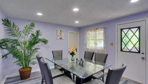 9 Mi to Hersheypark Spacious Home with Deck - Foto 2