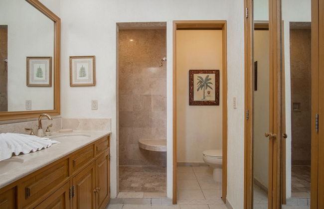 Casa Frida Massive Condo Sleeps up to 12! - Foto 40