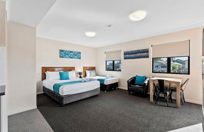 Cityville Apartments & Motel - Photo 6