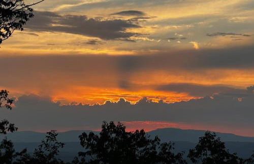 Mtn Views and Spacious Deck! Modern Caldwell Getaway - Foto 31