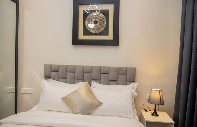 unreal homes - Photo 28