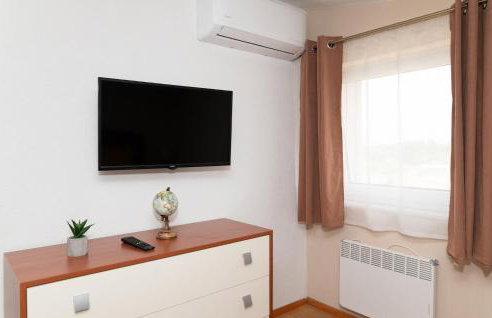 5 Bedroom Amazing Home In Bogatic - Foto 19