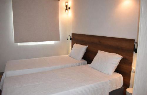 The Well, Stavros - Foto 25