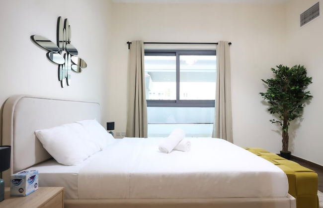 Elite LUX Holiday Homes - Spacious 1 BR Near Metro Station in Al Furjan Dubai - Foto 17