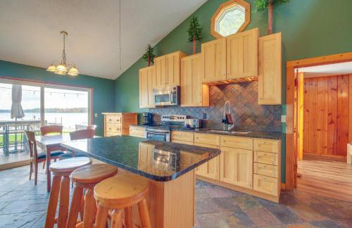 Kalkaska Retreat Private Hot Tub, Dock, Fireplace - Foto 14