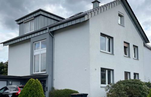 Helles ruhiges Appartement im Grünen - Foto 13