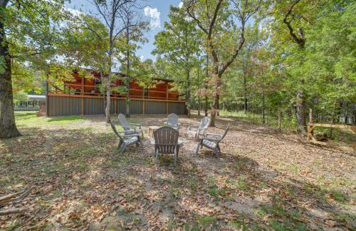 Clayton Cabin with Wraparound Deck Steps to Lake! - Foto 21