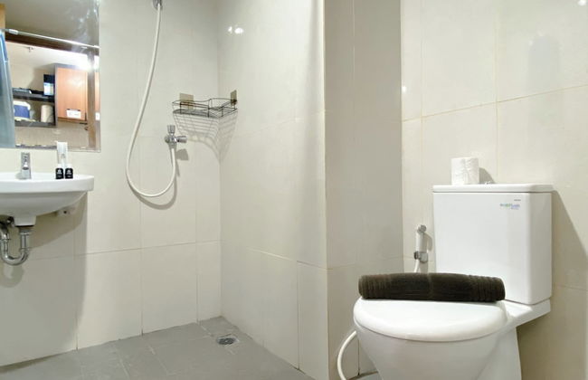 Homey and Minimalist Studio LRT City Jatibening Apartment - Photo 11
