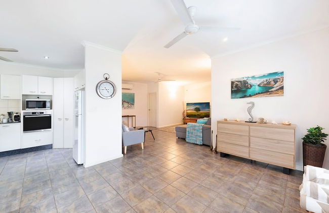 Cityside Hideaway Pool - Workstation - Markets - Foto 26