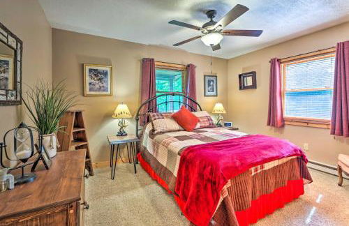 Slaty Fork Escape with Mountain View and Hot Tub! - Foto 21