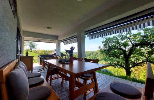 GREENHILLS Relax & Holiday House - Foto 13
