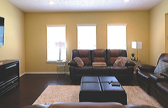 4Bdrm 2Bath 9Beds - 25mins to Downtown - Foto 13