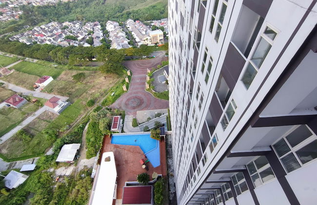 Comfort 1Br At Amartha View Apartment - Photo 15