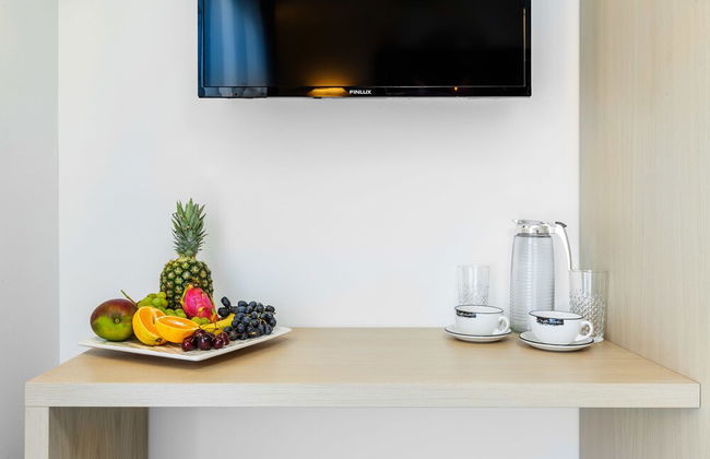 Nymphes Deluxe Accommodation - Photo 18