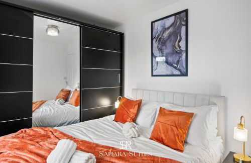 Spacious 6BR - City Hub & Parking - Sleeps 13 - Photo 20