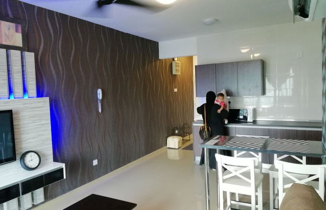 Lawang Suite 1 Bedroom Corner Apartment - Photo 19