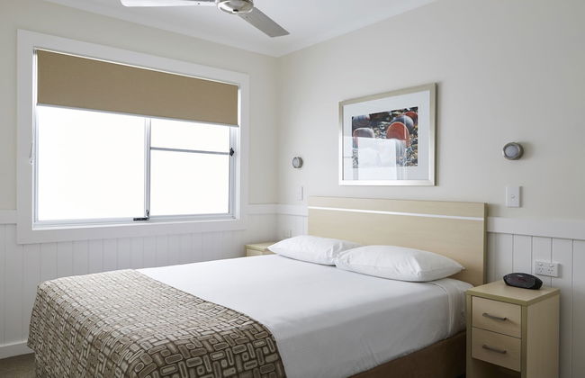 NRMA Stockton Beach Holiday Park - Photo 8