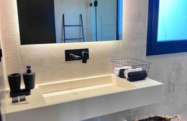 Lagonisi 2 bedroom luxury Apartment by the sea! - Photo 13