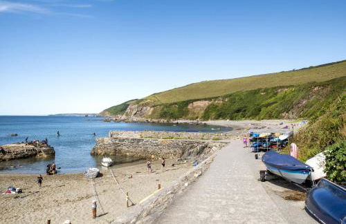 Hawkins Cottage with Hot Tub - Photo 28