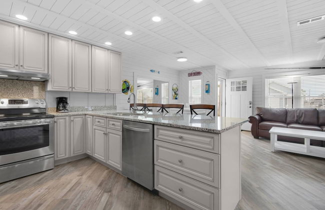 Sunset Escapes B - Photo 25