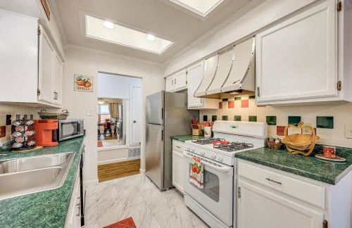 3 Mi to Randolph AFB Family Home with Poker Table! - Foto 6