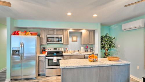 Unwind Fireside! Poconos Cottage 12 Mi to Slopes - Foto 2