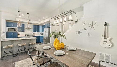 Centrally Located, Comfortable Home in Music City - Foto 5