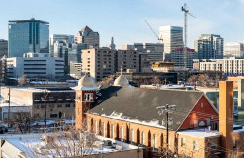 Lux Apt -PoolHotTubGymPrkg-View! - Foto 44