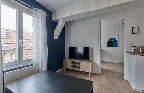 Château Saphir T2 hypercentre historique au pied du château - Foto 19