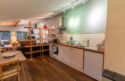 Somerset Lodge, a secret hideaway - Photo 22