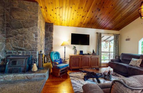 Feelin' Beachy - Photo 2