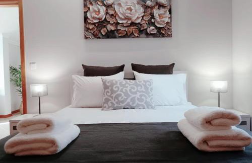 Vanda House com 2 Quartos Vista Mar e montanha no centro da Ilha - Foto 6