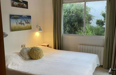 Entire villa with pool, ocean & mountain views - Foto 24