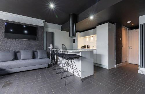 The Gallery on Swan Street - Photo 1