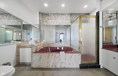 Oceanfront Experience - Photo 34